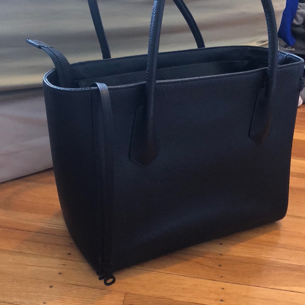 Dagne Dover 15inch leather tote in Onyx Stingray
